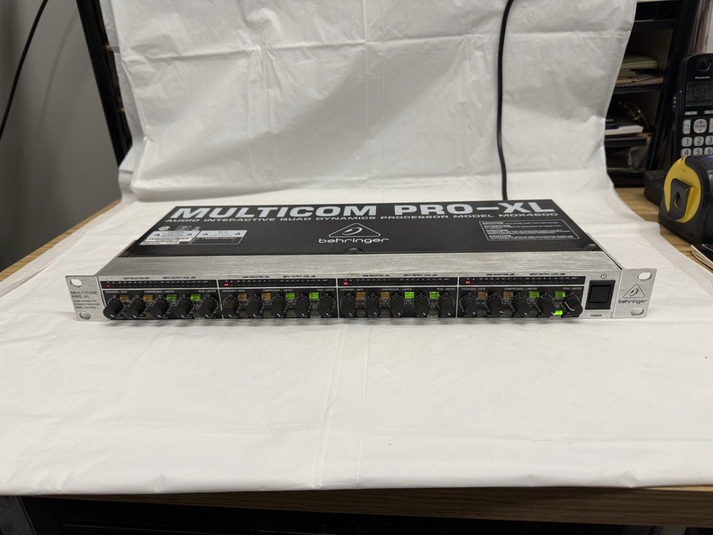 Behringer MULTICOM PRO-XL MDX4600 4-Channel Rackmount Dynamic Processor