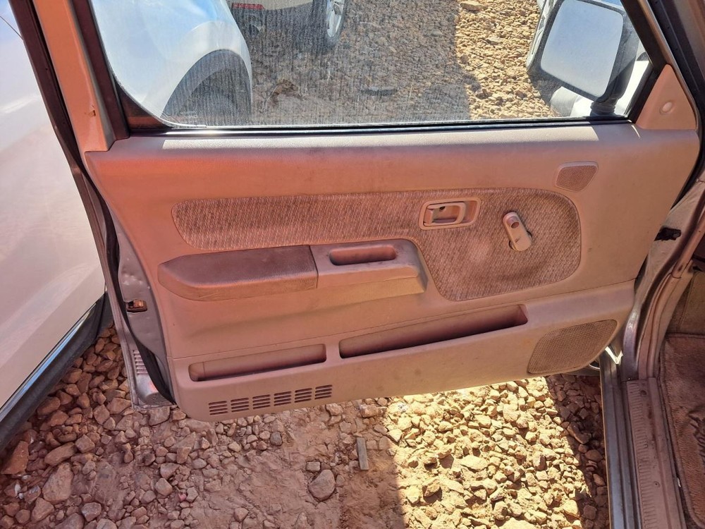 FRONTIER 2000 Glove Box 4828443