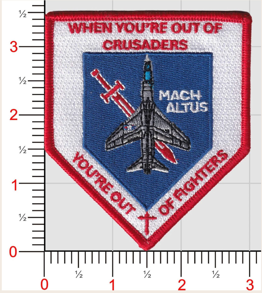 MARINE CORPS VMFA-122 CRUSADERS EMBROIDERED PATCH HOOK & LOOP