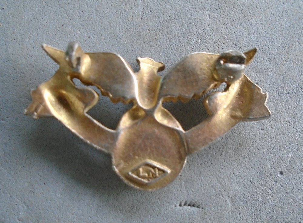 Remember Pearl Harbor pin (missing pin)