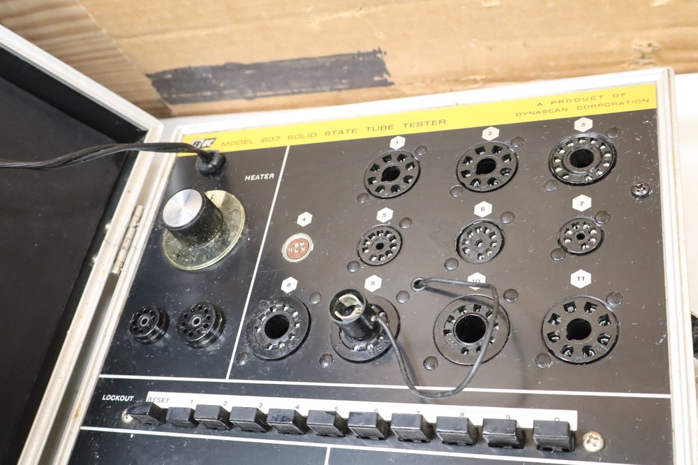 B &K Dyna Jet Model 607 Solid State Tube Tester