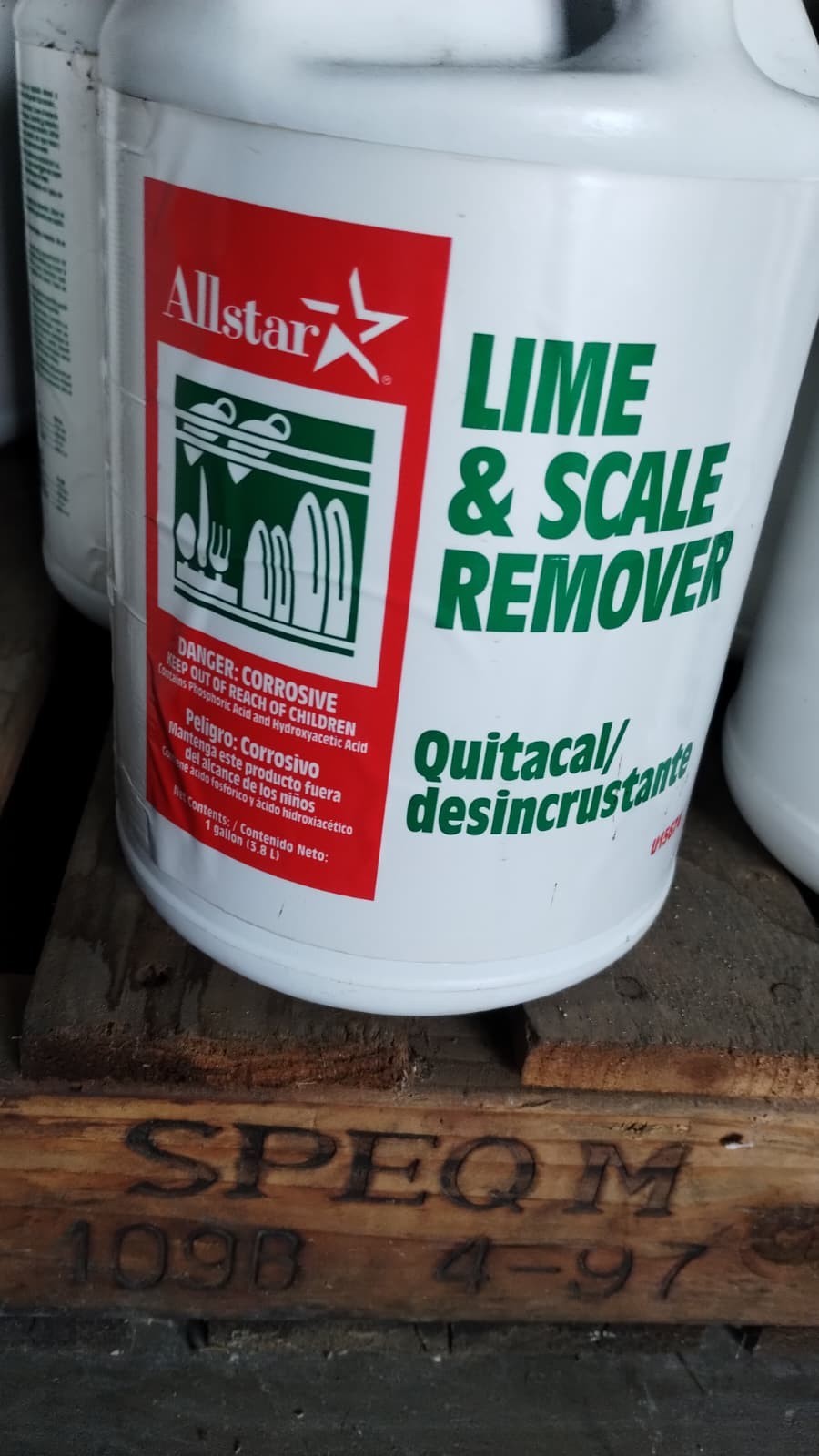 Lot of 36 Gallons – Concentrated Cleaning Products (Local Pickup Only)