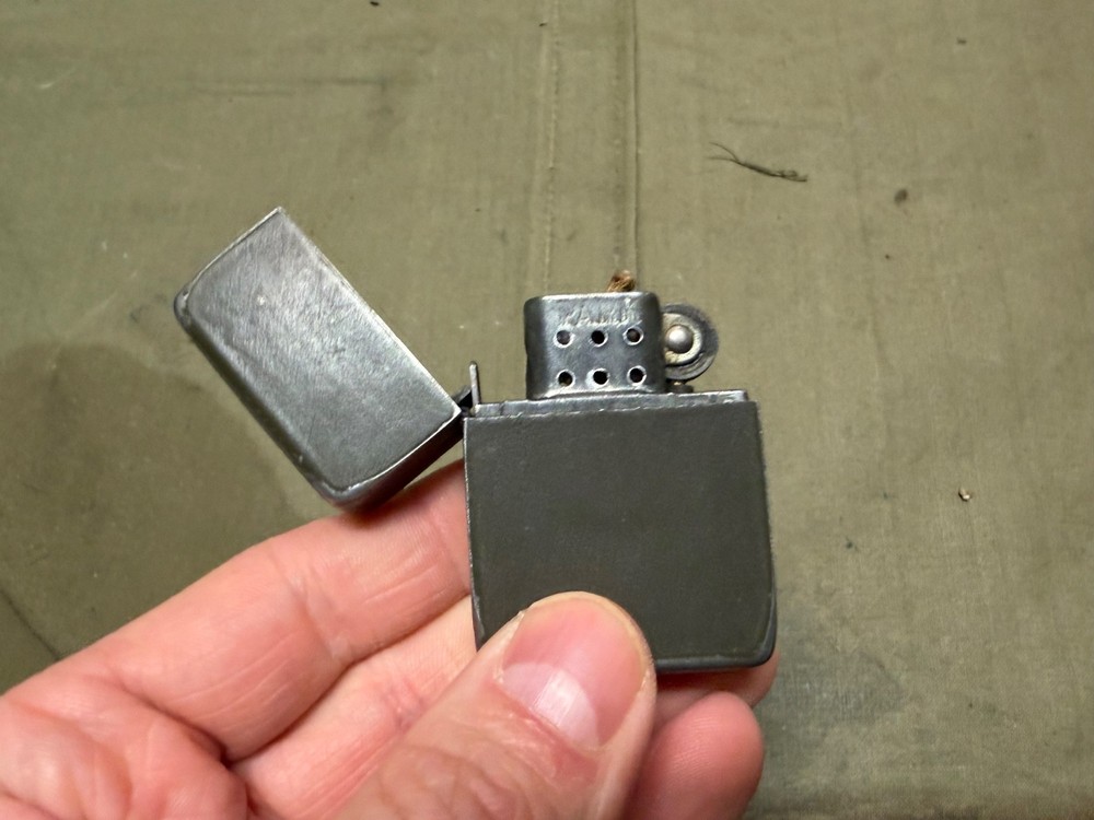 ORIGINAL WWII US ARMY TANKER STYLE OD PARK MADE LIGHTER