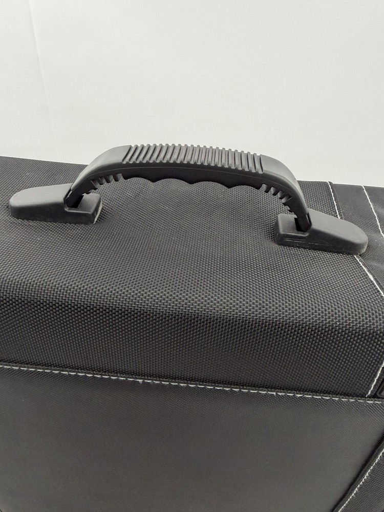 Targus Matrix 320 CD, DVD, Blu Ray, Video Game Storage Case