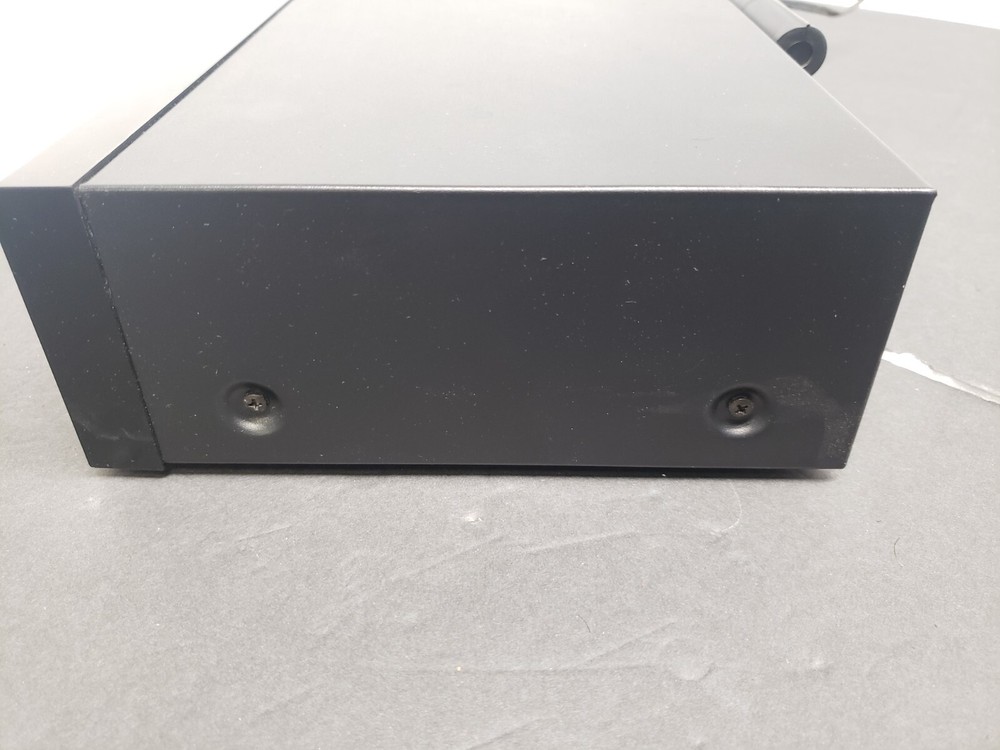 Sanyo AM/FM STEREO Tuner Model JT660