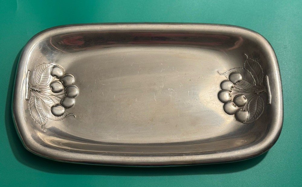 Wallace Sterling Silver Cherry Tray 413gr