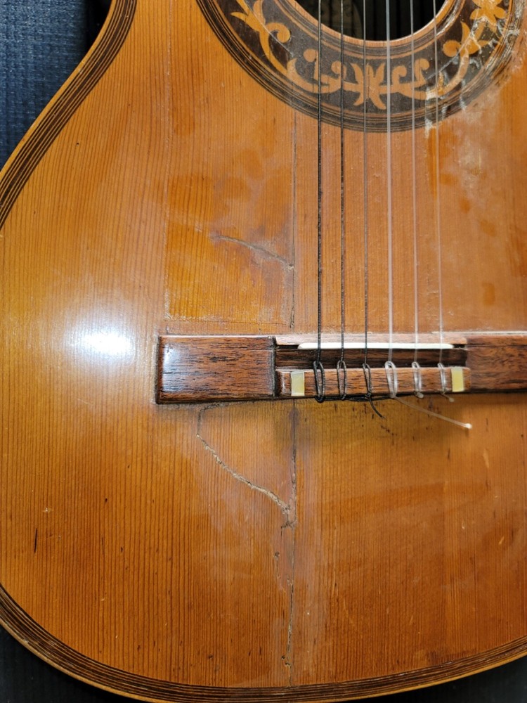 1890's Sentchordi Hermanos classical guitar