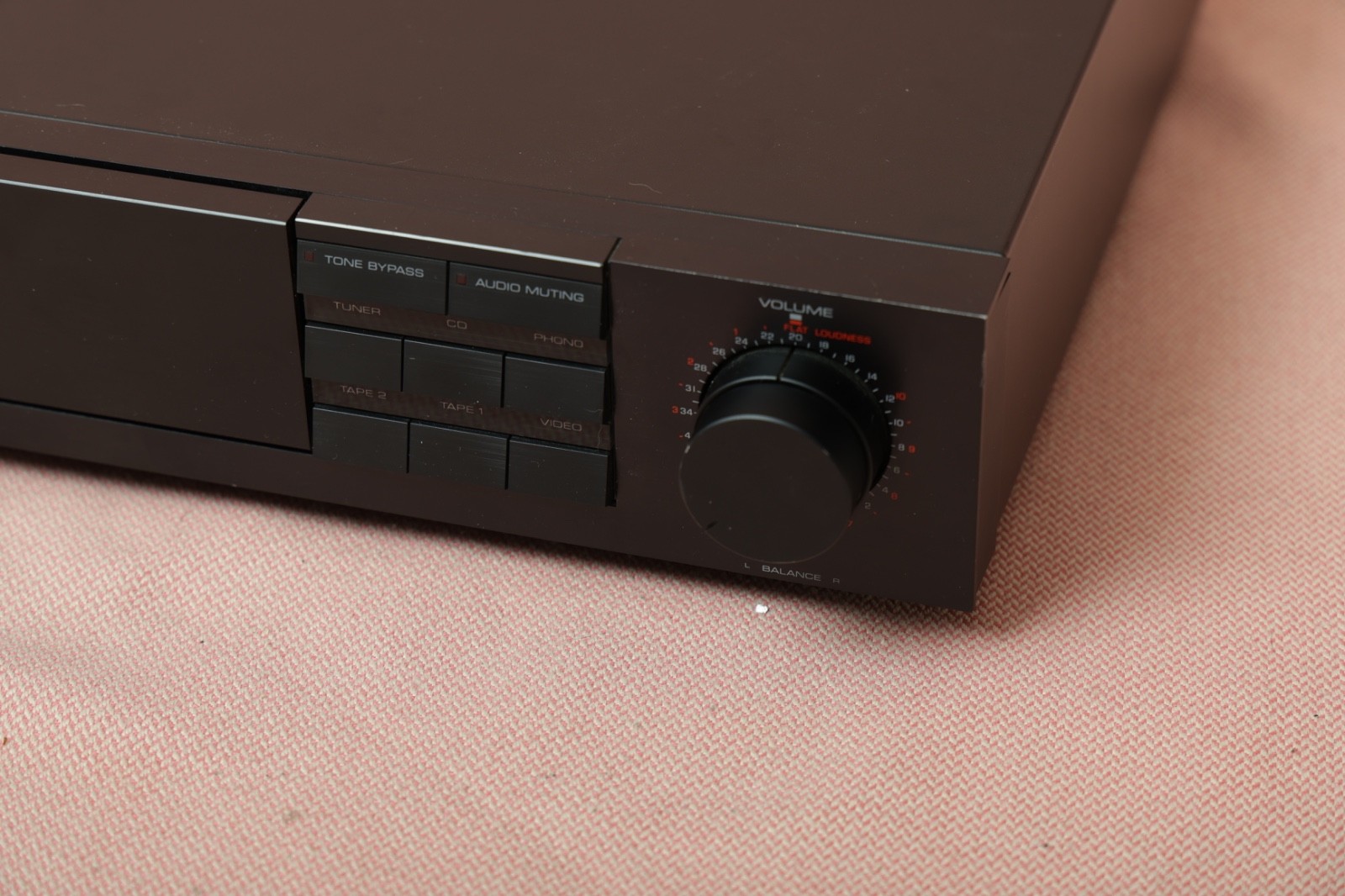 Yamaha C-65 Preamplifier Natural Sound Stereo Control Amplifier Made in Japan