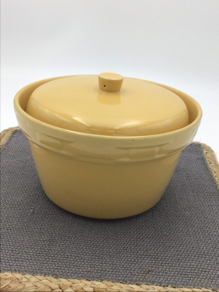 Longaberger Woven Traditions Medium Round Casserole