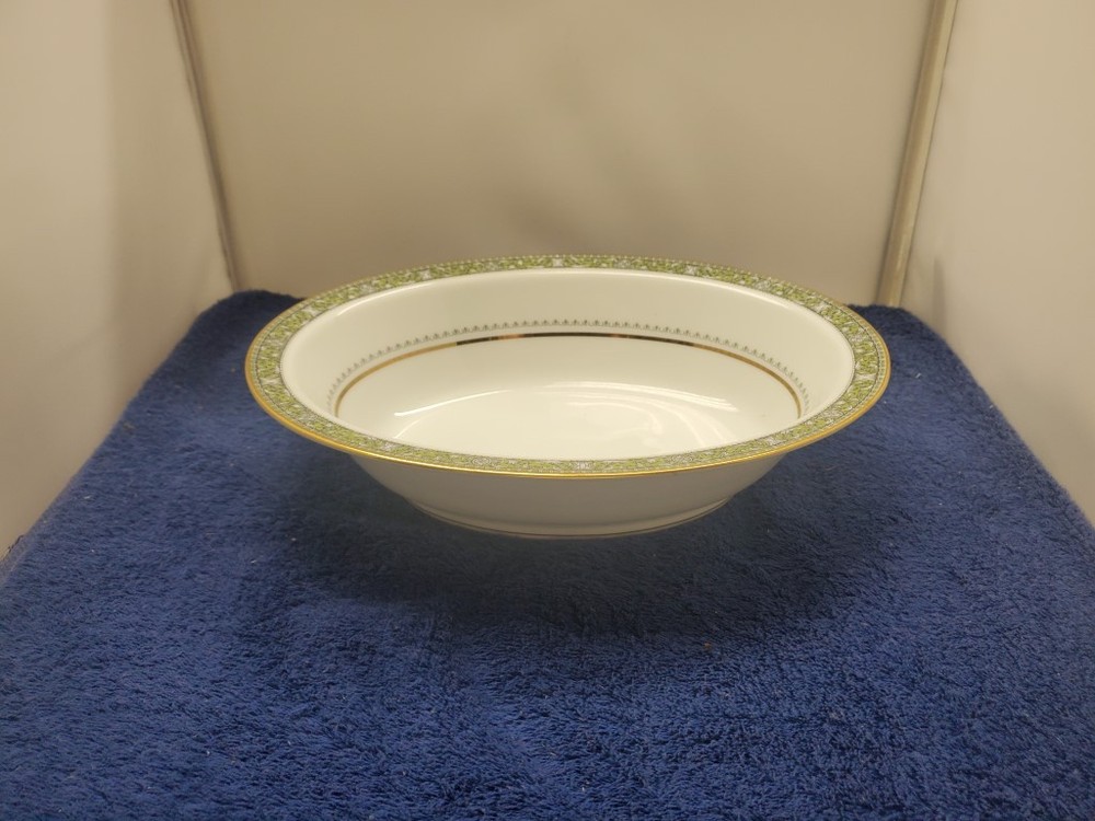 Noritake Thurston Oval Vegetable Bowl LK