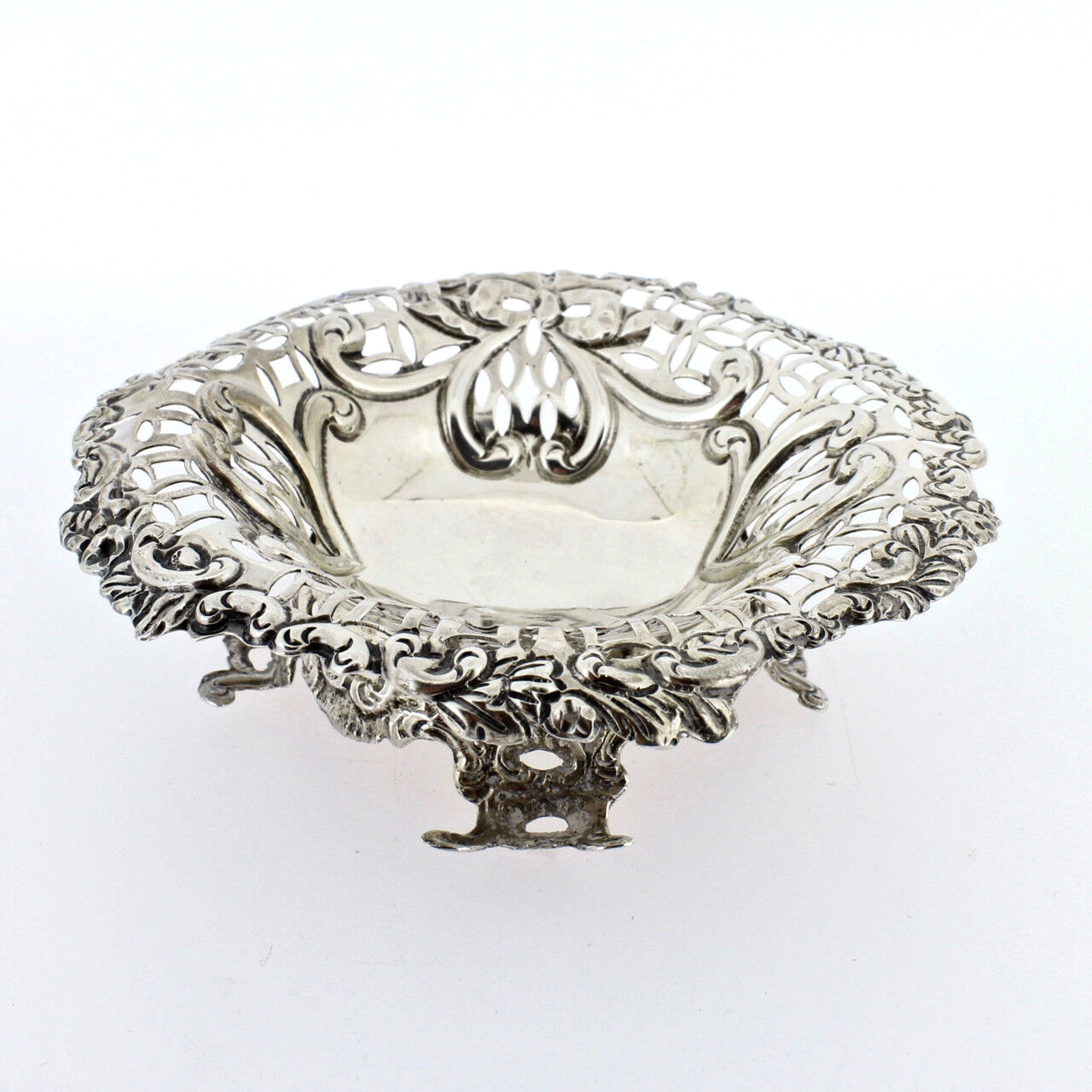 Antique English Sibray Hall & Co. 1892 Sterling Silver Sweetmeat Bon Bon Dish