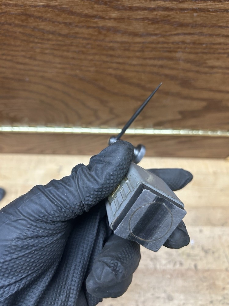 VINTAGE LUFKIN MITI-MITE MAGNETIC INDICATOR HOLDER