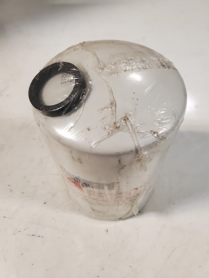 FLEETGUARD FF2203 FUEL FILTER - FREE SHIPPING