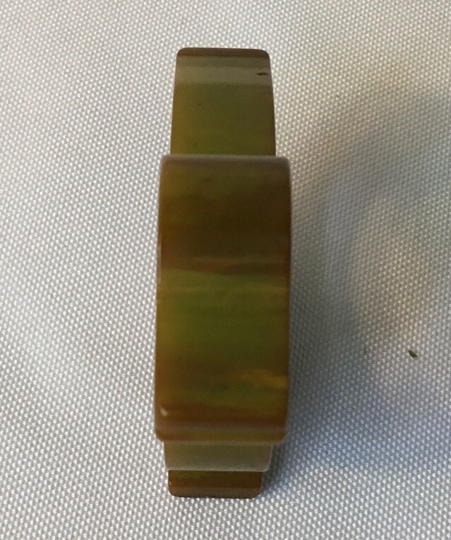 Vintage Bakelite Duck Napkin Ring