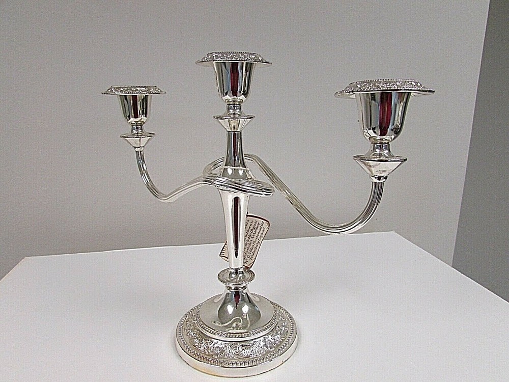 THE BEAUMONT 3 CANDELABRA ENGLAND TARNISH RESISTANT SILVER PLATED TABLEWARE