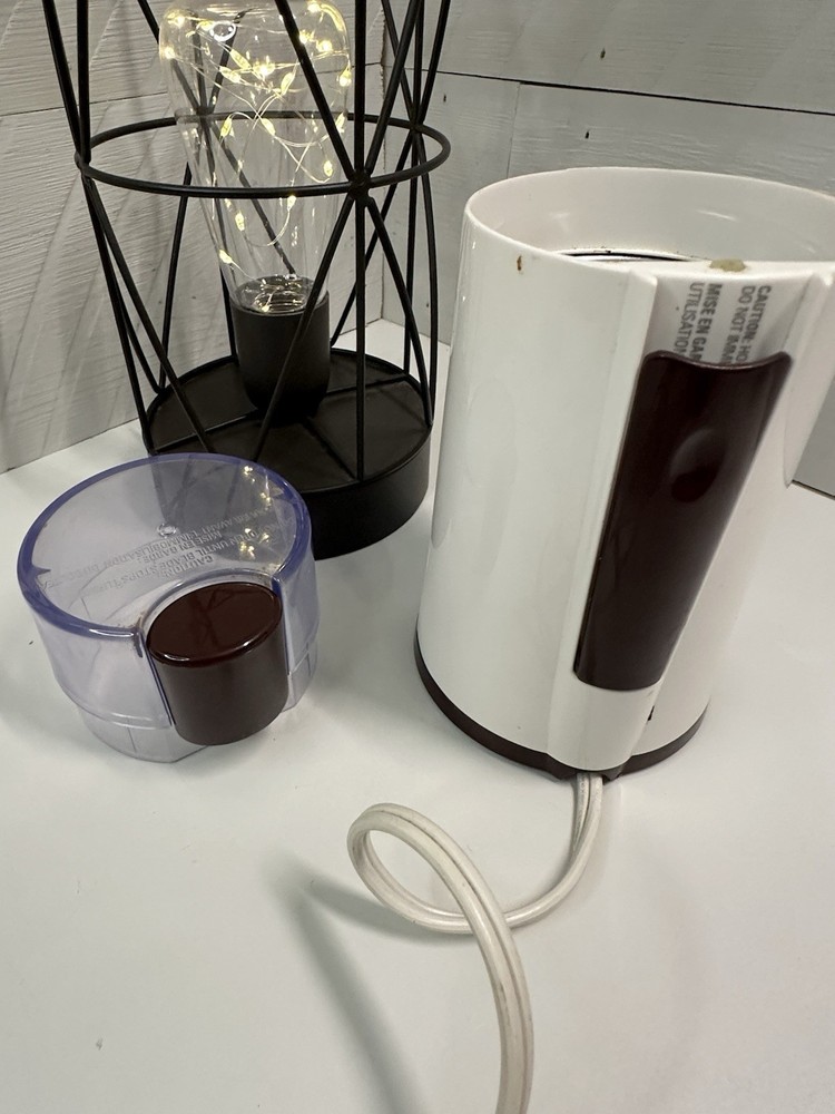 Black + Decker CBG5 SMART GRIND Coffee-Nut Grinder Tested