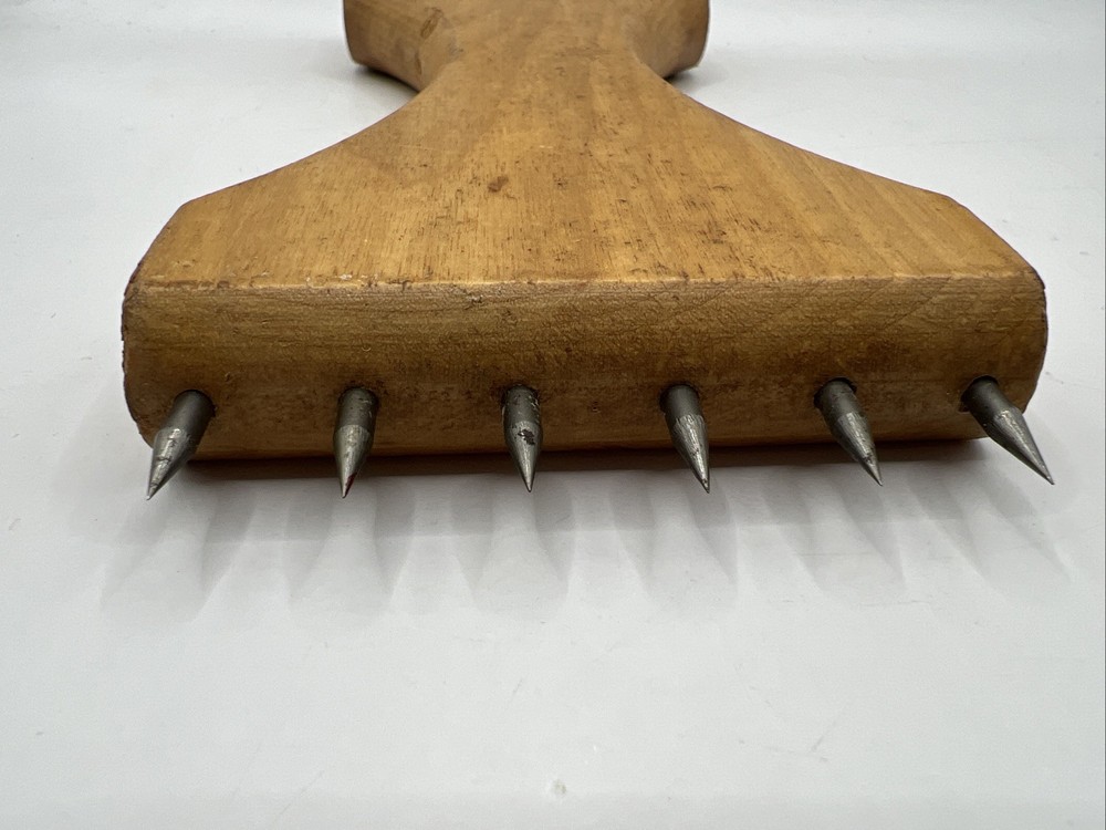 VINTAGE C.S. OSBORNE WEBBING STRETCHER TOOL