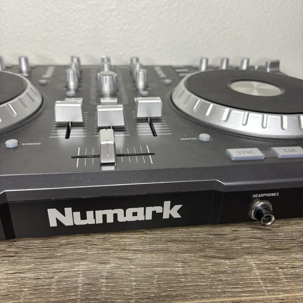 Numark Mixtrack Pro Digital DJ Controller Untested