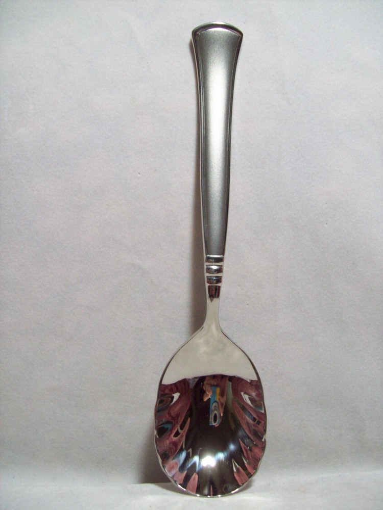 Reed & Barton Sylvan Matte 4 piece Hostess Set New Unused
