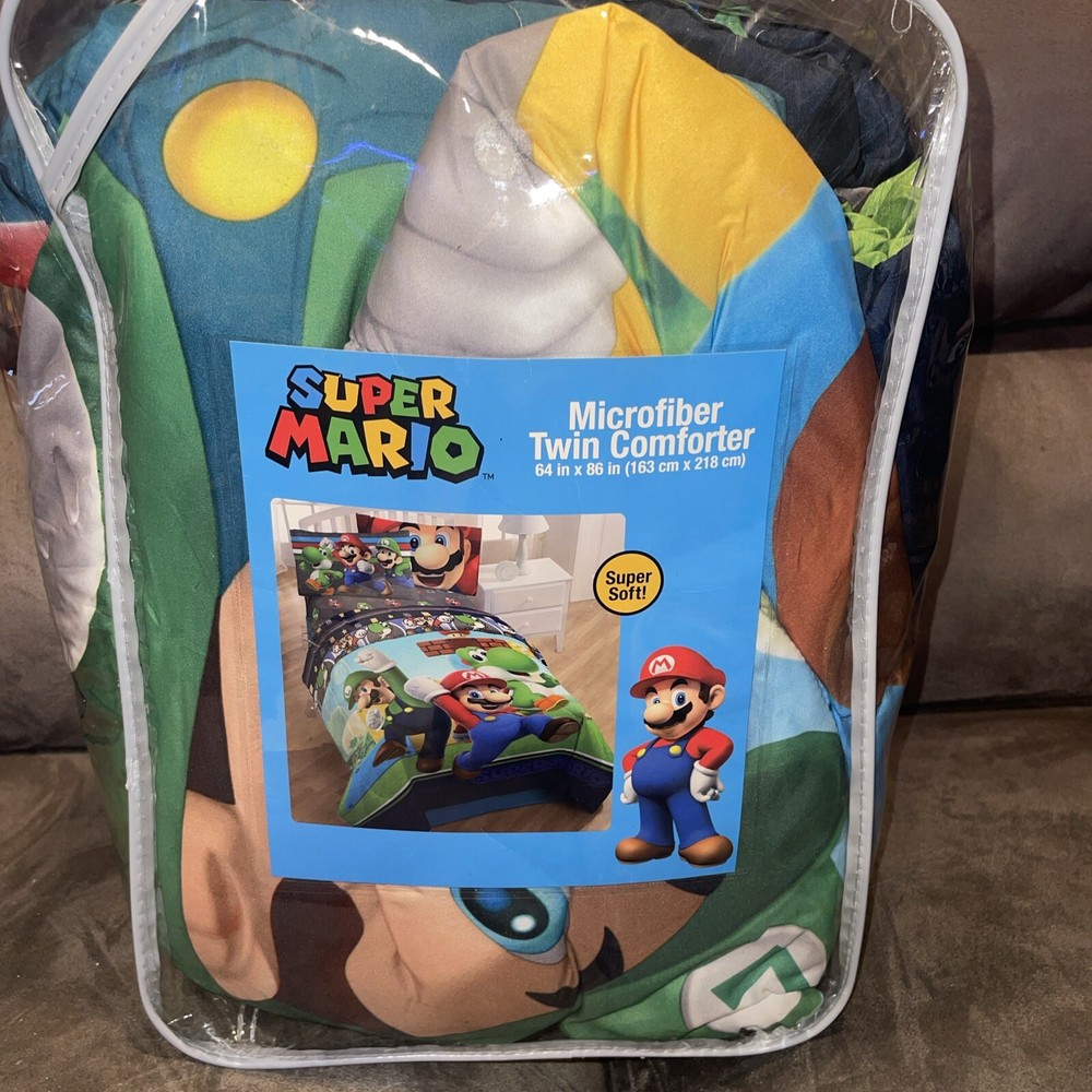 New Super Mario Microfiber Twin Comforter Blanket