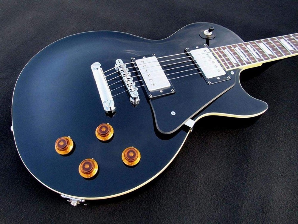 Dopro Solid Black 1 Ply LP Guitar Pickguard Chrome Bracket, 1