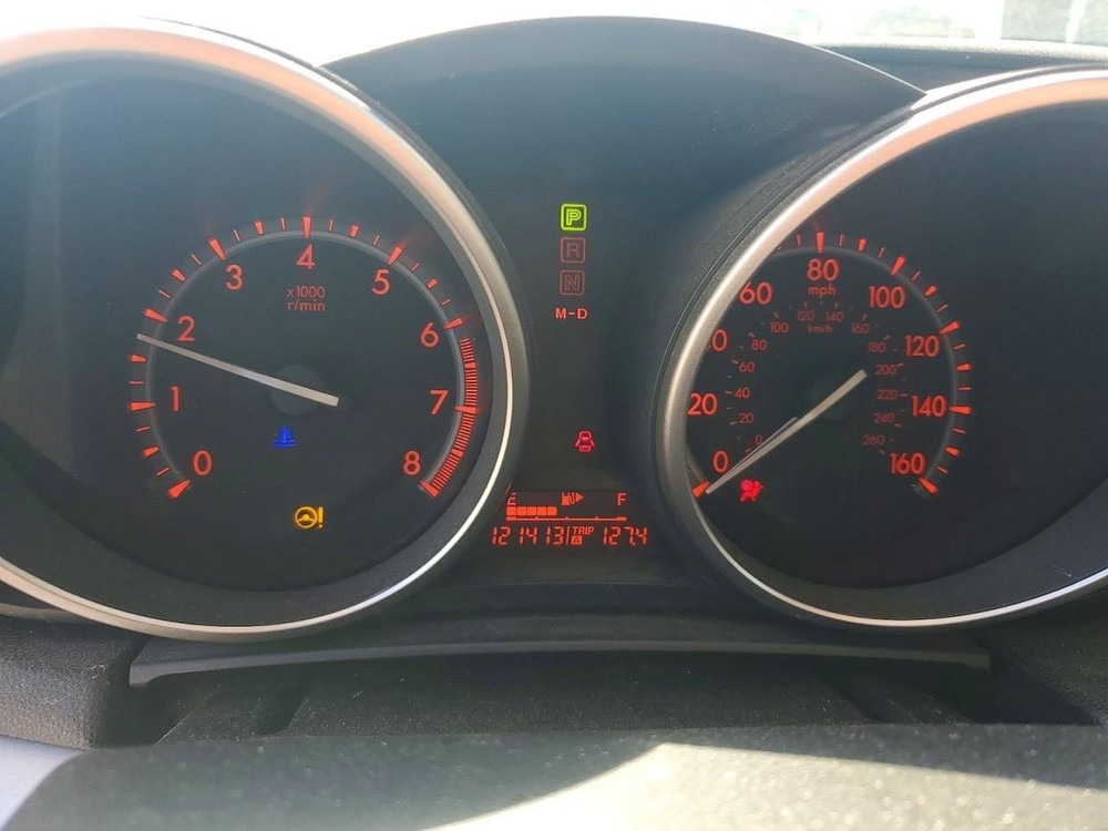 3 2011 Glove Box 4998884