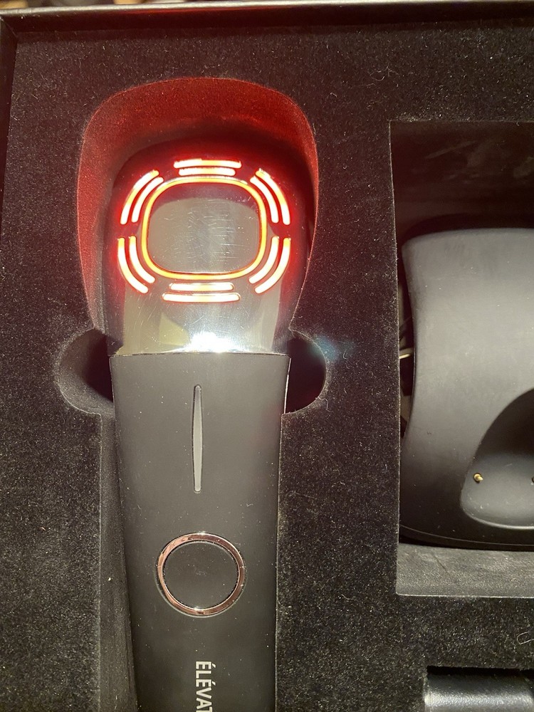 Expressionist Elevatione Multi Treatment Total Care Device