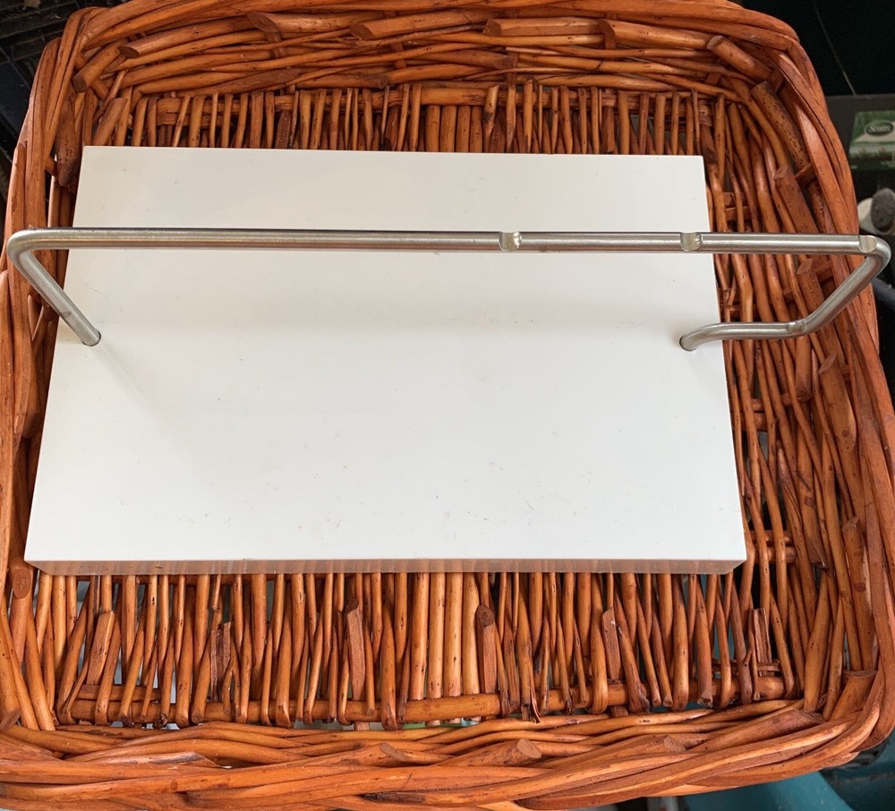 glasses display stand