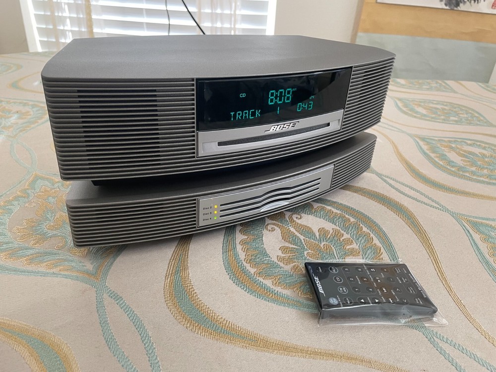 Bose Wave Music System CD AM/FM W/ 3 CD Changer & Remote Control