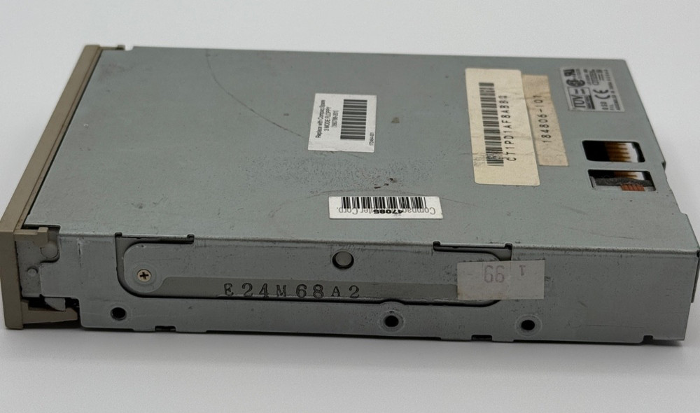 💾 Vintage Internal 3.5 Floppy Disk Drive Citizen E24M 246436A-76 Untested