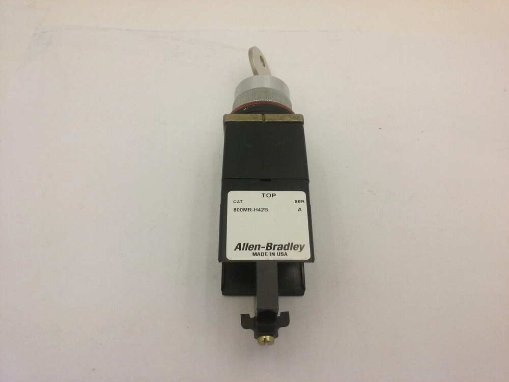 ALLEN BRADLEY 800MR-H42B SELECTOR SWITCH SPRING RETURN OPERATOR SER.A NNB