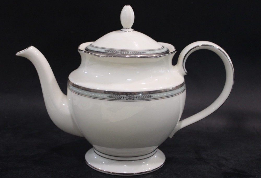 Noritake Fullerton Tea Pot 8" (5 Cups)