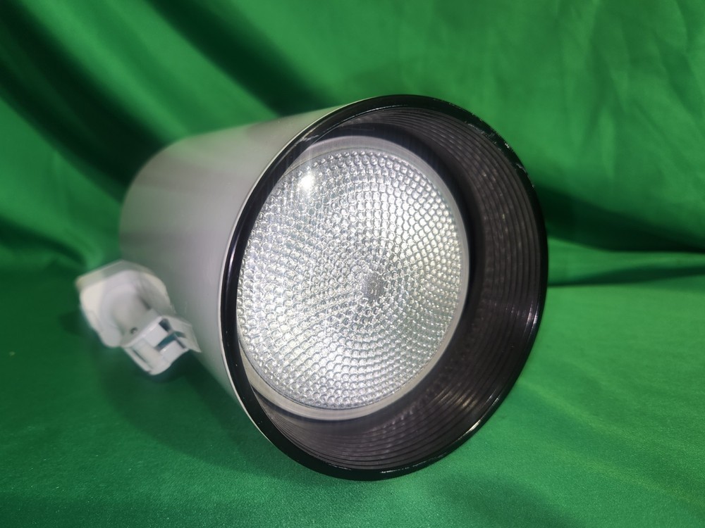 CONTECH CTL130-P Flat Back CYLINDER WHITE TRACK HEAD w/Bulb Untested