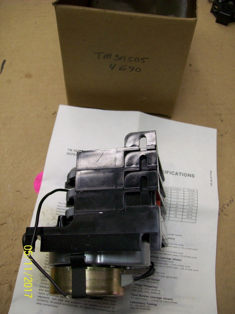 NEW EAGLE SIGNAL TM3A505 TIME / MODULE REPEAT CYCLE TIMER (missing knob)