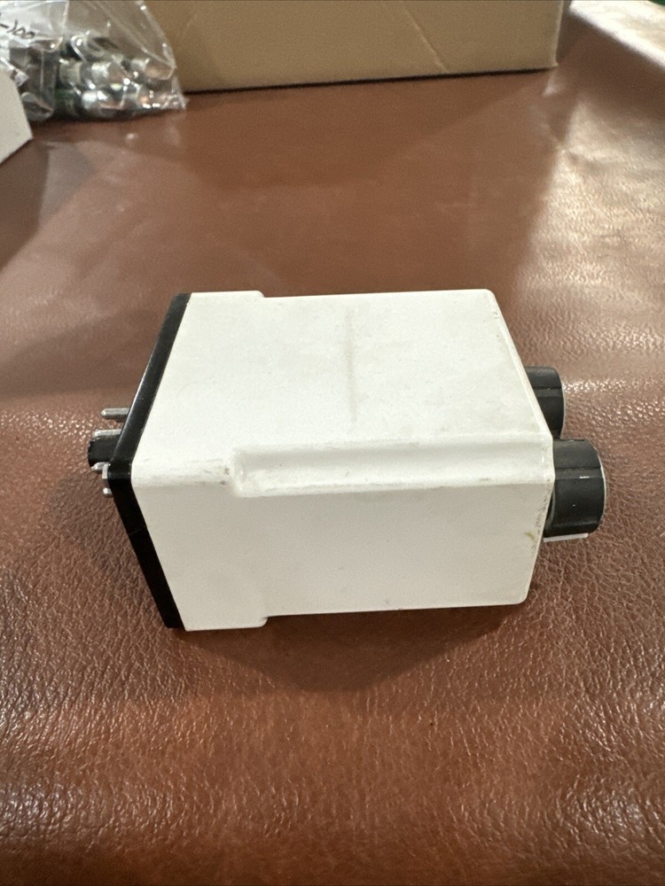 MAGNECRAFT W222ACPFX-16 120VAC SOLID STATE TIME DELAY RELAY #GLB-2-8