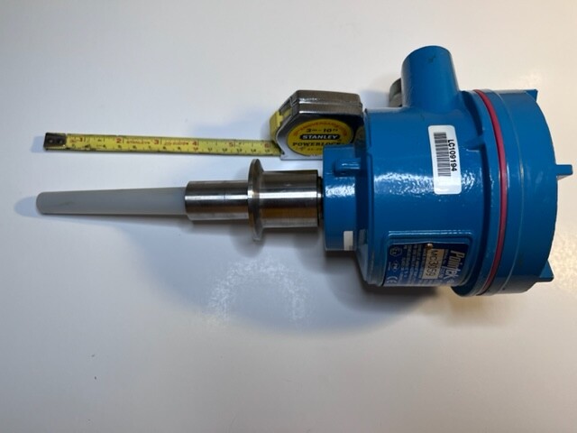 MILLTRONICS POINTEK CLS200 LEVEL SWITCH SENSOR C235S3A00550B 6" LENGTH PROBE