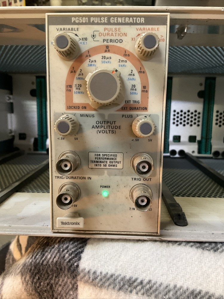 Tektronix Plug-in Model Pg 501 PULSE GENERATOR