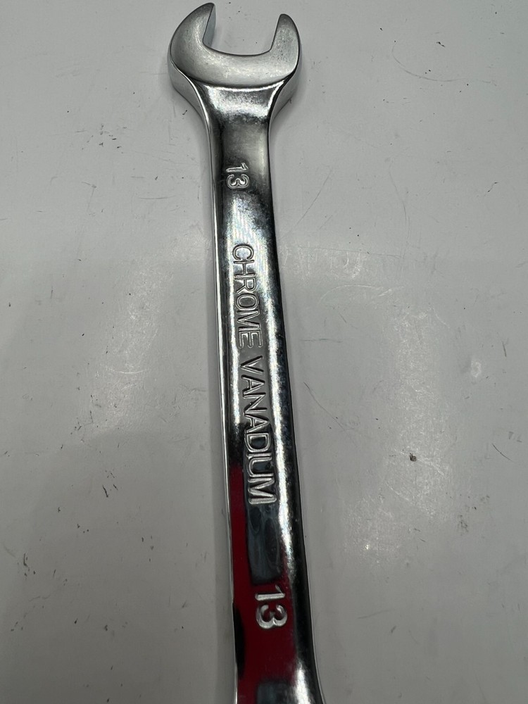 Locking Flex Head Ratcheting Combo Wrench Chrome Vanadium #13 Solid Steel