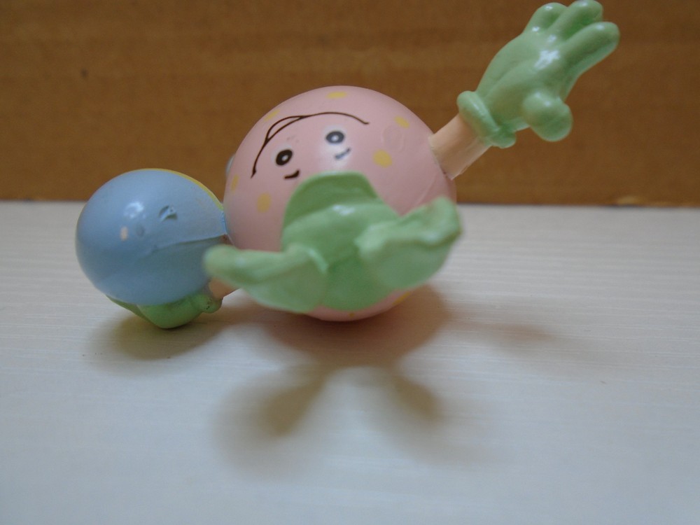 SOLID PLASTIC PINK EGG WITH BUNNY EARS 2" FIGURE UNBRANDED (MA1303A)