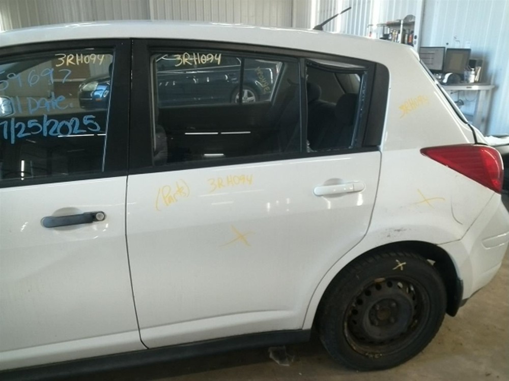 VERSA 2007 Keys/Latches/Locks 104934202