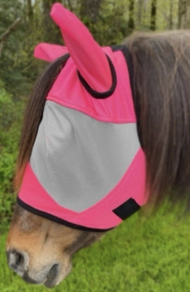 Fly Mask. Cob Sized. Soft Mesh With A Forelock Hole. Rugged Ride