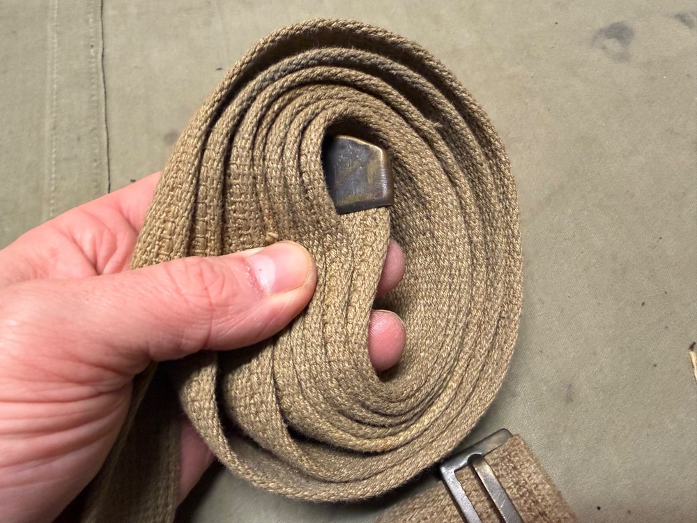 ORIGINAL WWII US ARMY LARGE EQUIPMENT CARRY STRAP-OD#3