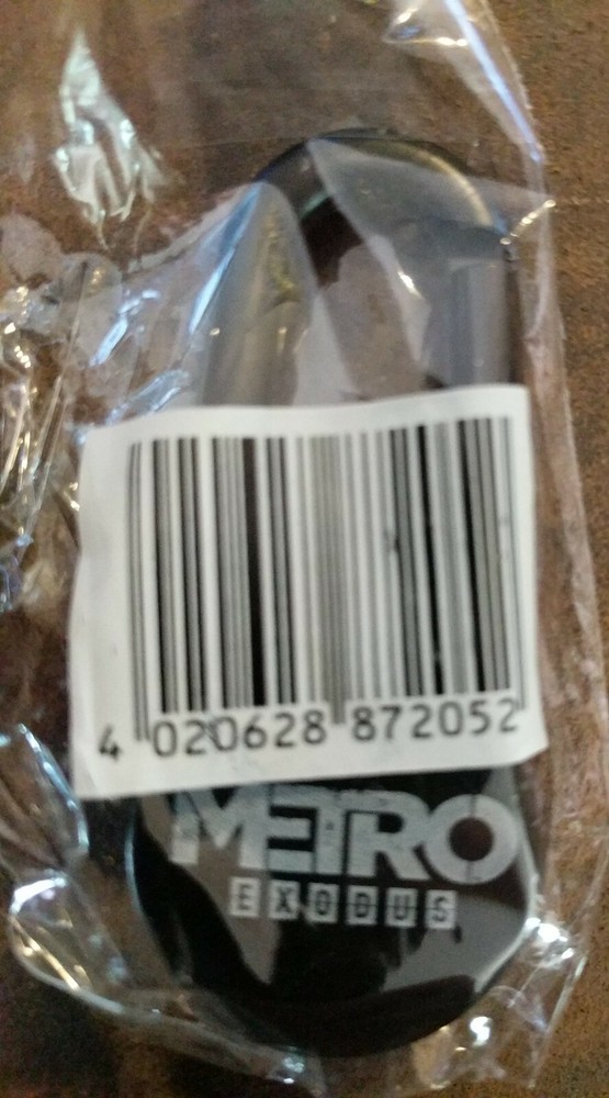 Caribiner Keychain Black Compass - NIB