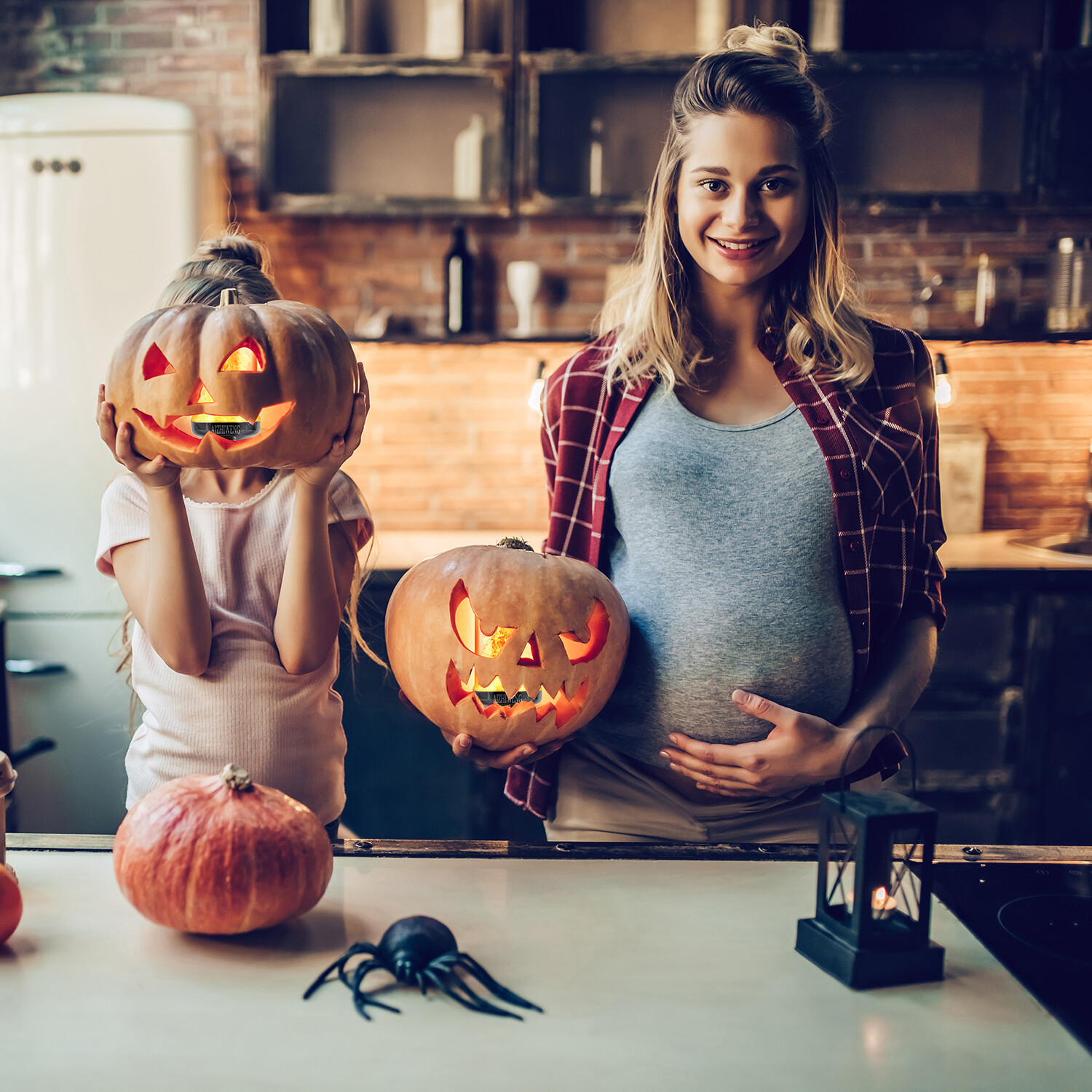 Led Flame Light Bulb, 2 Pack E26 Flickering Light Bulbs with 4 Modes Flickering