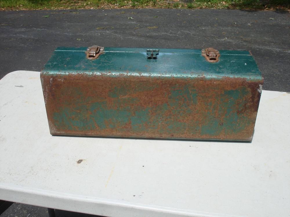 Vintage Park Portable Toolbox