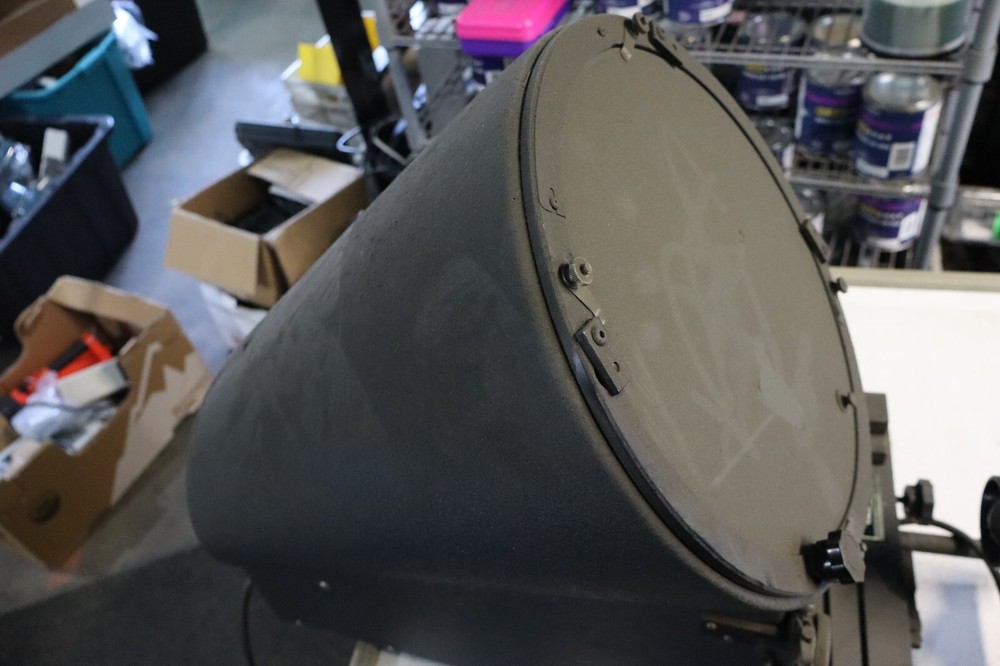 Micro Vu 500HP Bench Top Optical Comparator