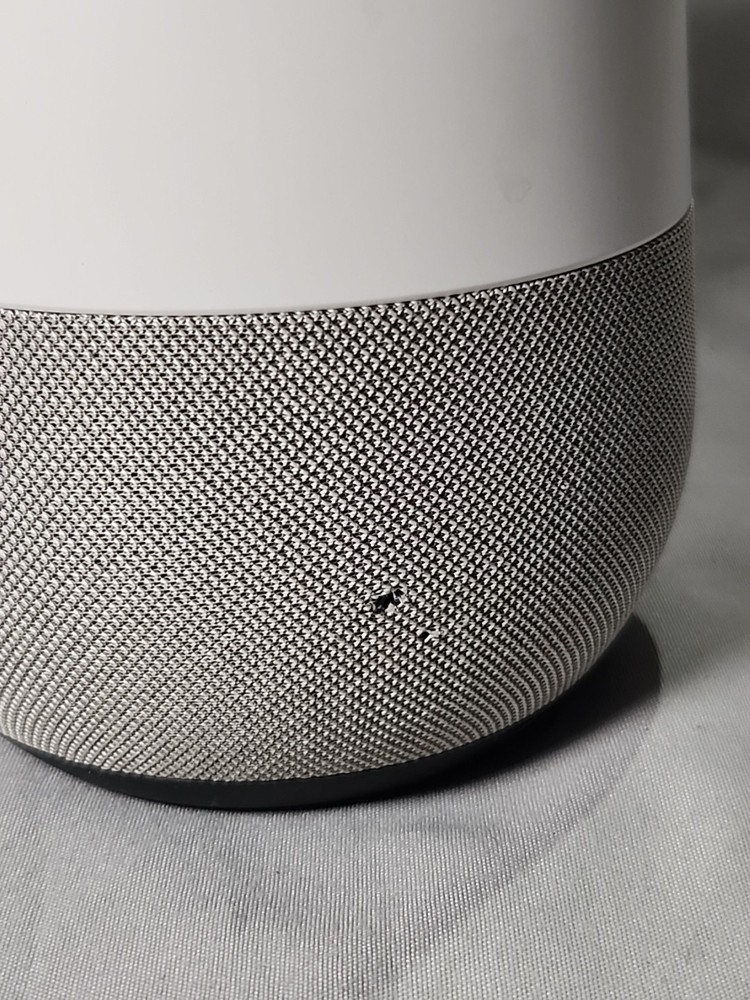 Used Google GA3A00417A14 Smart Speaker Google Assistant White!