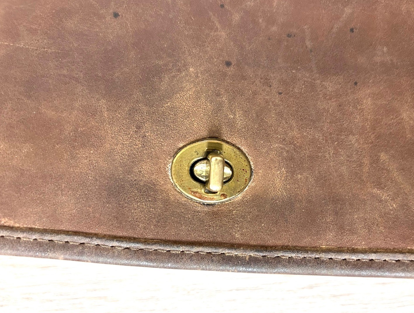 VTG Coach Shoulder Bag Brown British Tan Leather Brass Turnlock *Need TLC As Is*