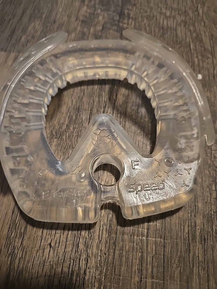 horse shoes