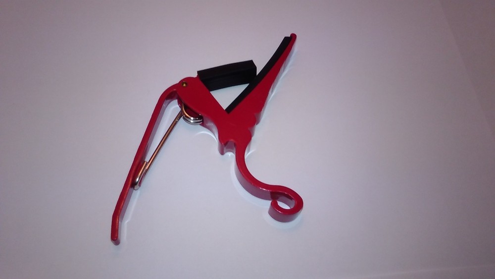 RED GUITAR CAPO METAL